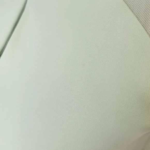 Buff Bunny Womens  Step Up Cropped Active Tank Keyhole Green Size Small - Picture 5 of 6